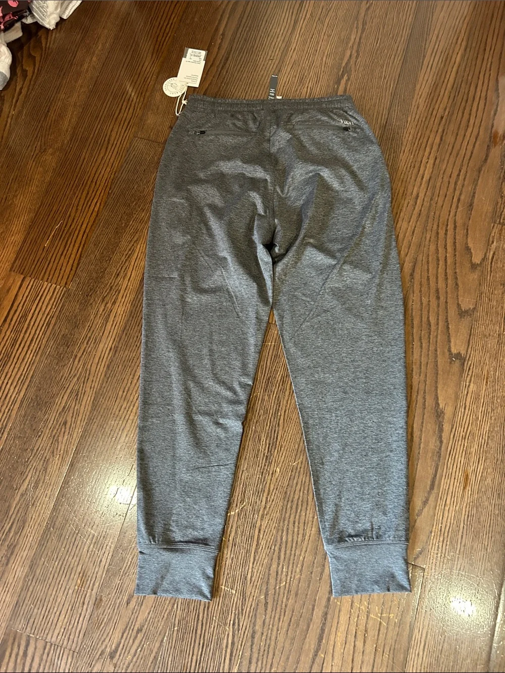 Vuori Charcoal Gray Knit Jogger Pants with Drawstring NWT Sunday Performance jog